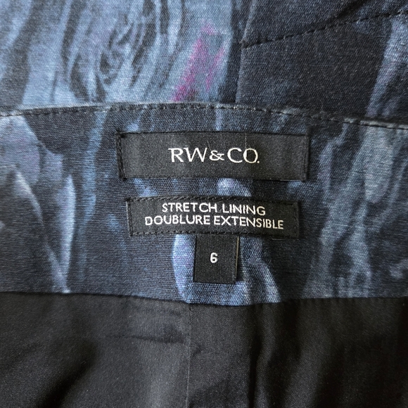 ⭐️RW&CO Floral Patterned Pencil Skirt Size 6 - Picture 5 of 5